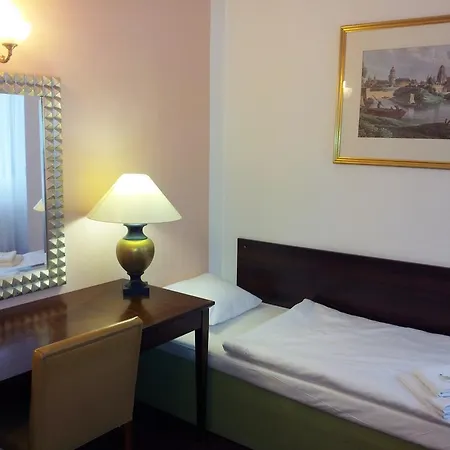 Florian Hotel 3*